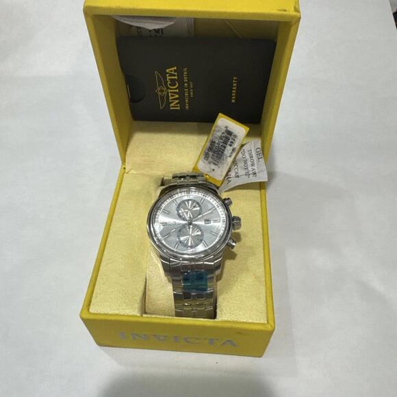 Invicta Men's 0248 Specialty Qtz Chronograph Silver Dial Watch - Pre-owned - Picture 1 of 6